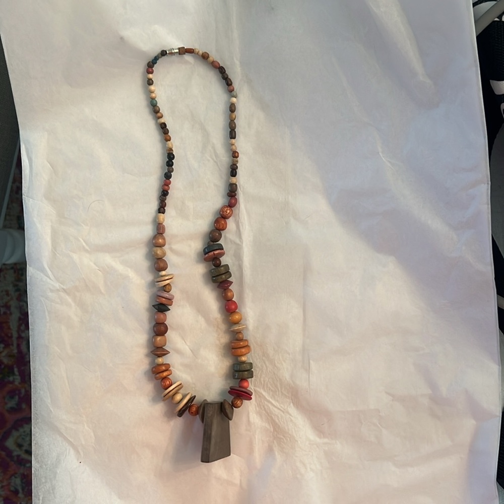Vintage Beaded Necklace - Picture 2 of 3